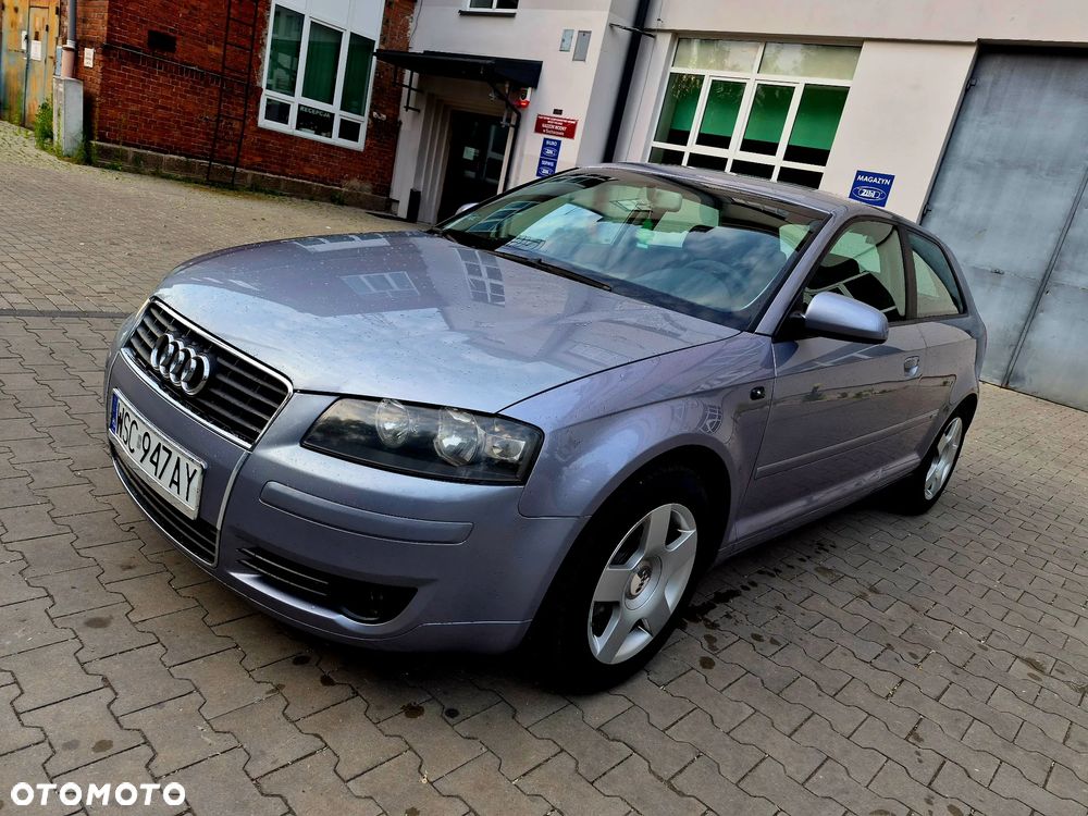 Audi A3 3-drzwiowe 1.6 Ambition - 6