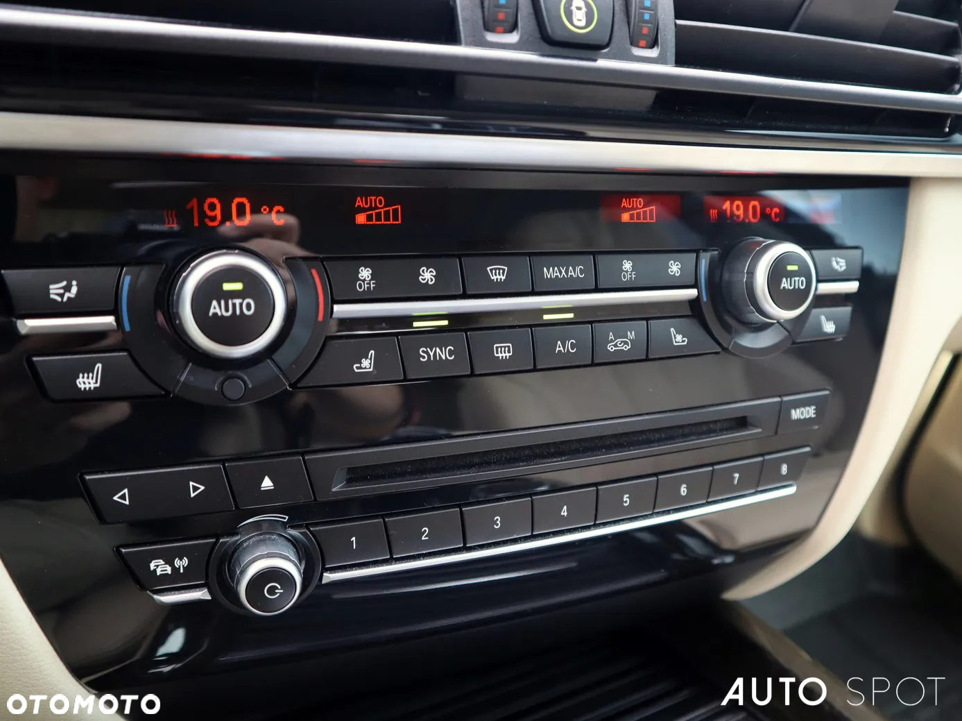BMW X5 xDrive25d - 34