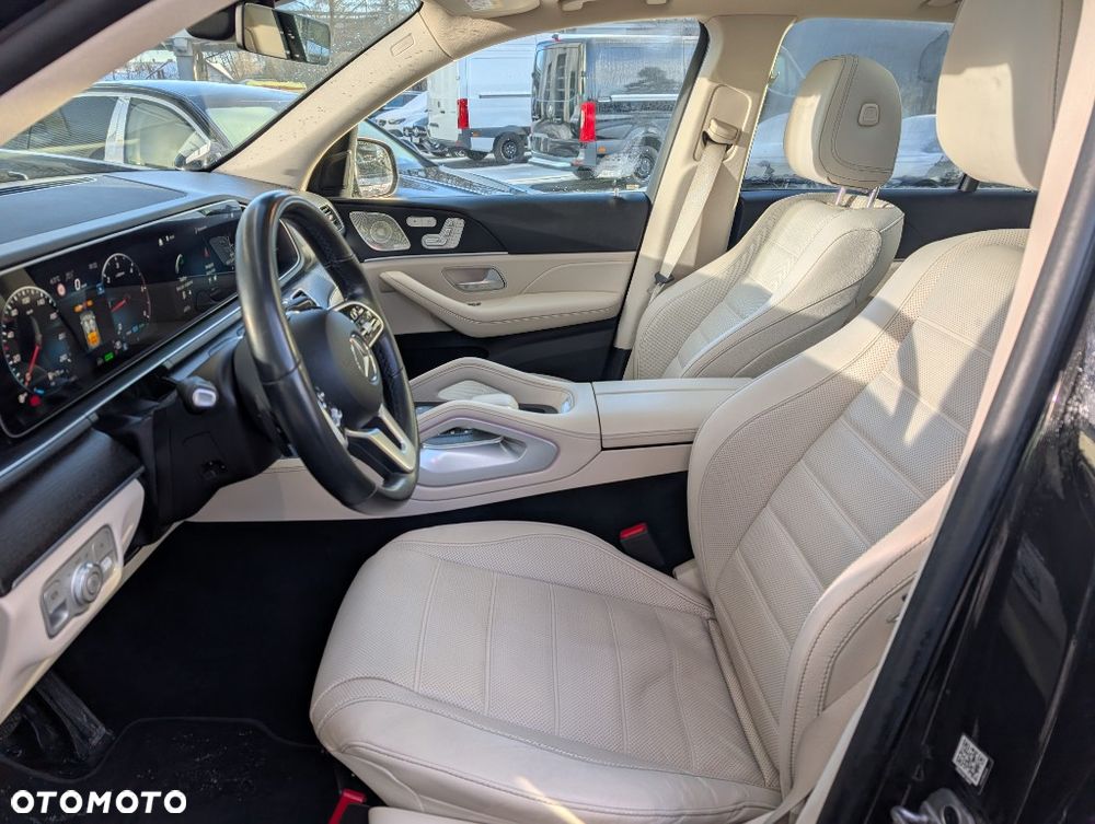 Mercedes-Benz GLE 300 d 4-Matic - 11