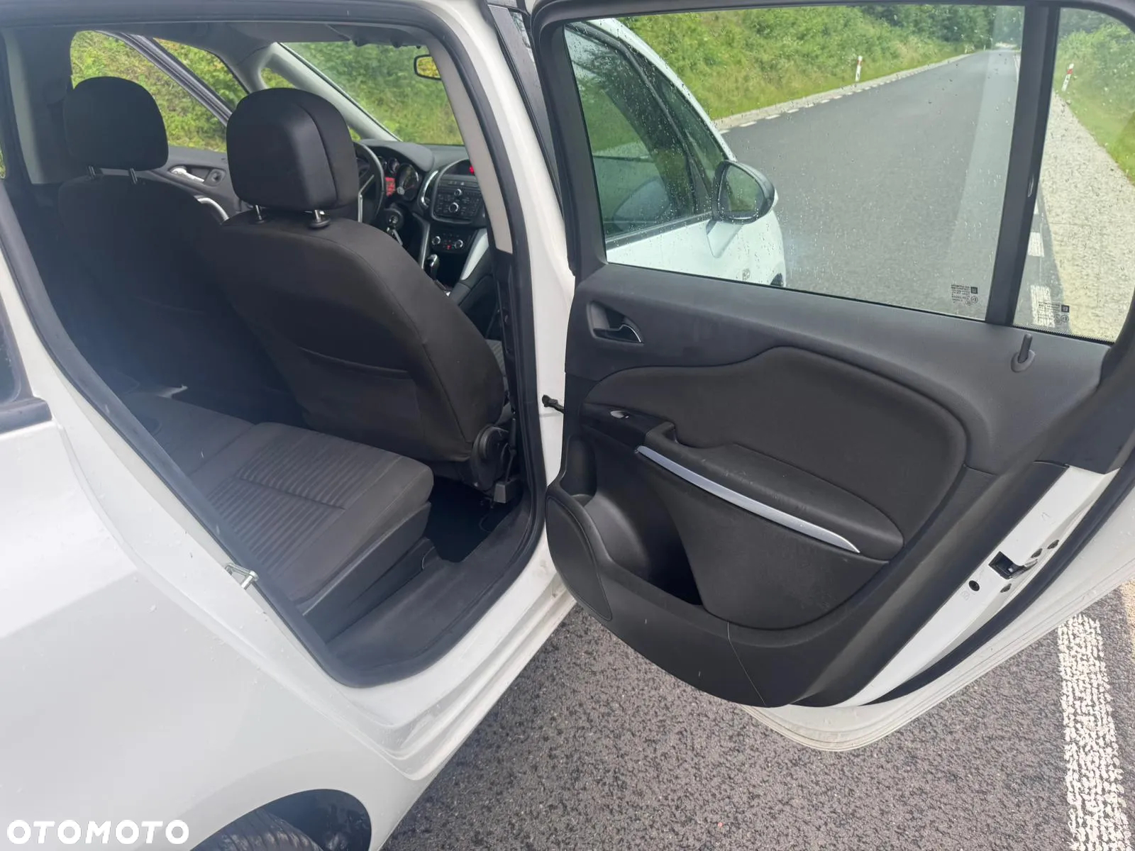 Opel Zafira 2.0 CDTI Enjoy - 23