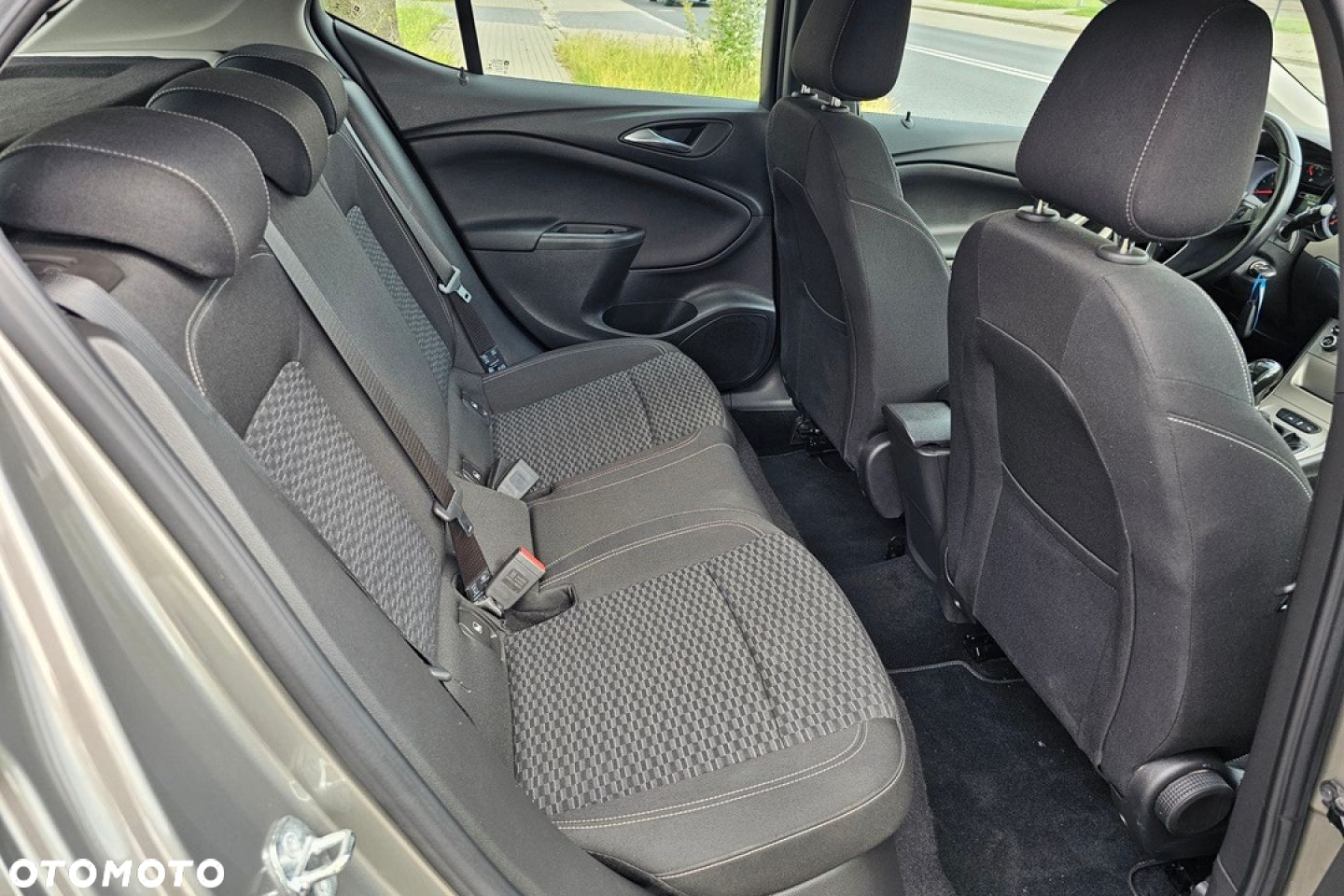 Opel Astra - 19