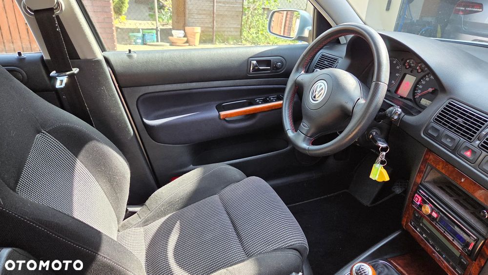 Volkswagen Golf 2.8 V6 4Mot - 12