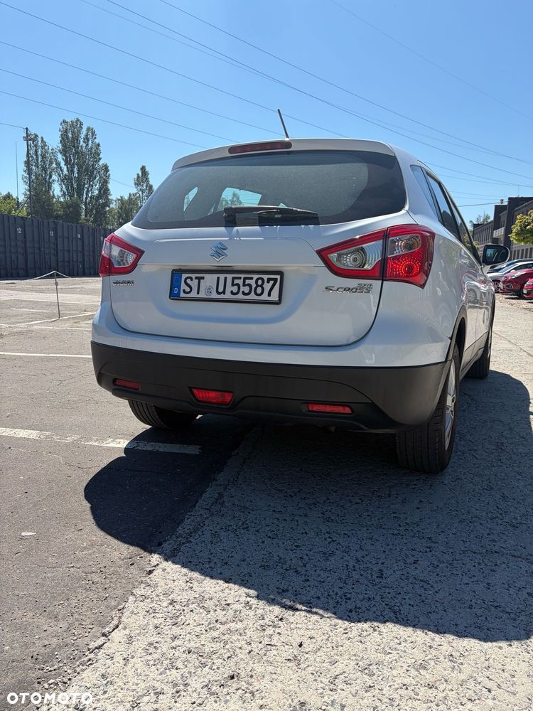 Suzuki SX4 S-Cross 1.0 T Comfort - 17