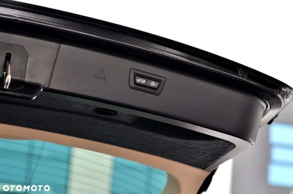 BMW Seria 5 520d - 11