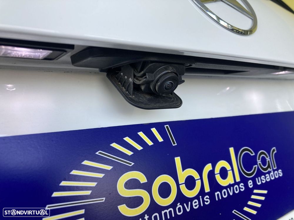 Mercedes-Benz GLA 180 d AMG Line - 7