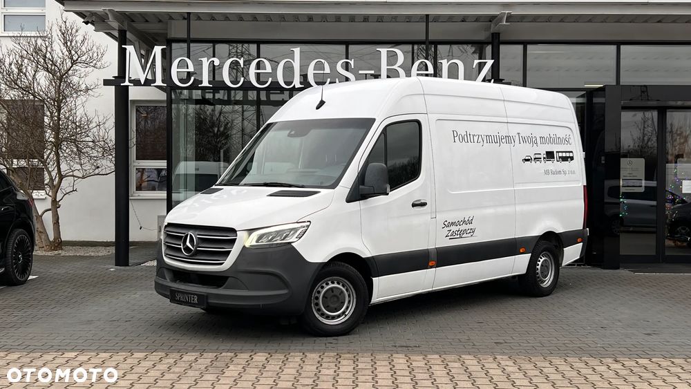 Mercedes-Benz Sprinter - 2