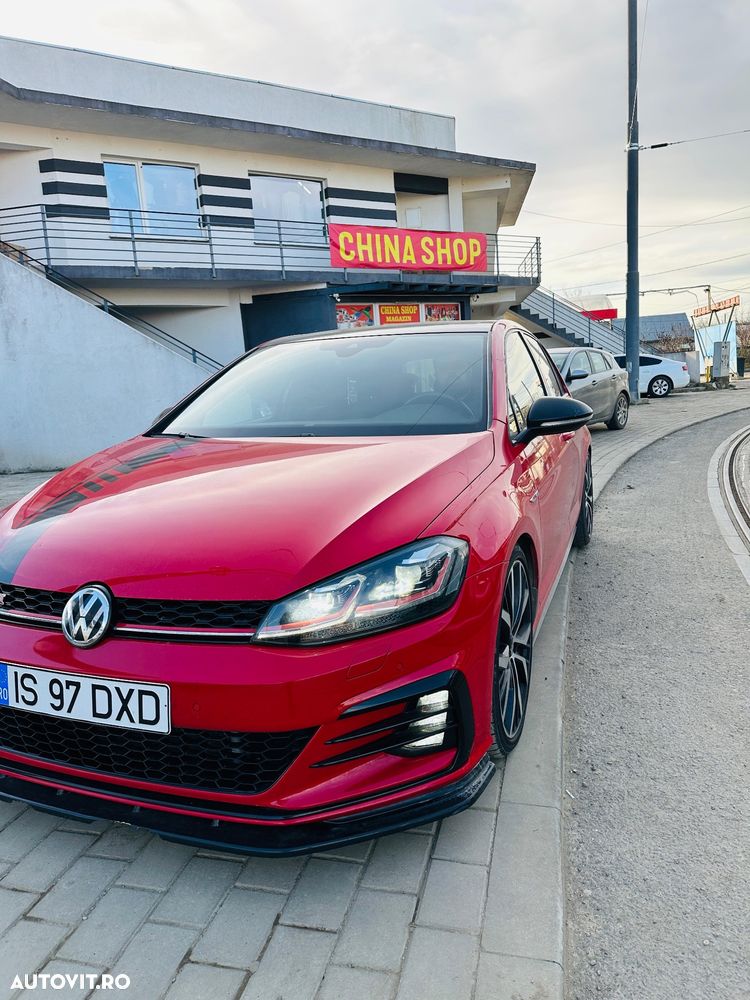 Volkswagen Golf - 12