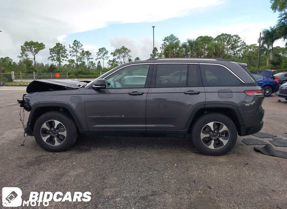 Jeep Grand Cherokee Limited 4X4 2022 rok 2.0L Hybrid USA – części - 11
