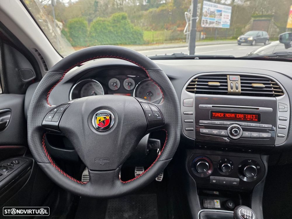 Fiat Bravo 1.4 T-JET 16V Sport R - 12