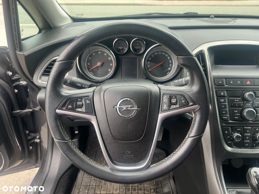 Opel Astra 1.4 T Enjoy S&S - 14