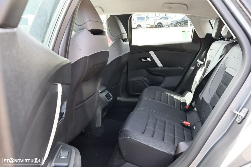 Citroën C4 1.2 PureTech Plus EAT8 - 17