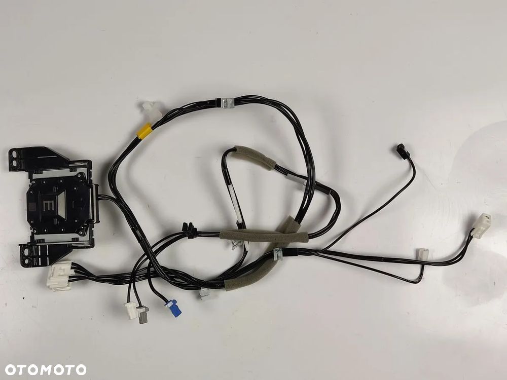 TOYOTA YARIS gen IV 19-24r Antena Nawigacji GPS - 1