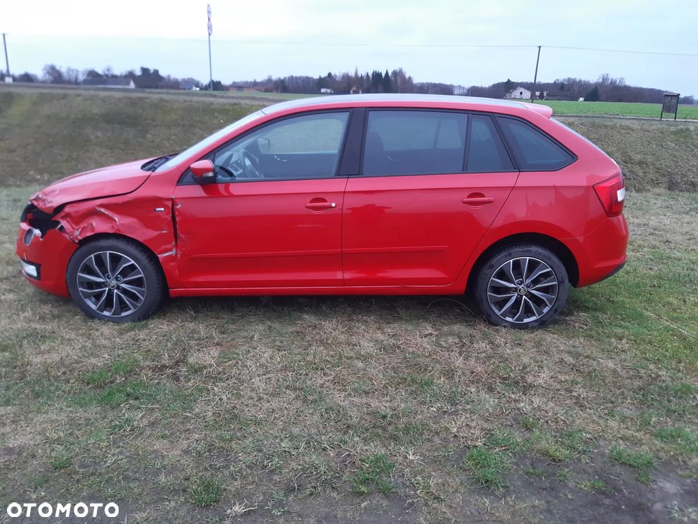 Skoda RAPID 1.4 TDI Green tec Edition - 4