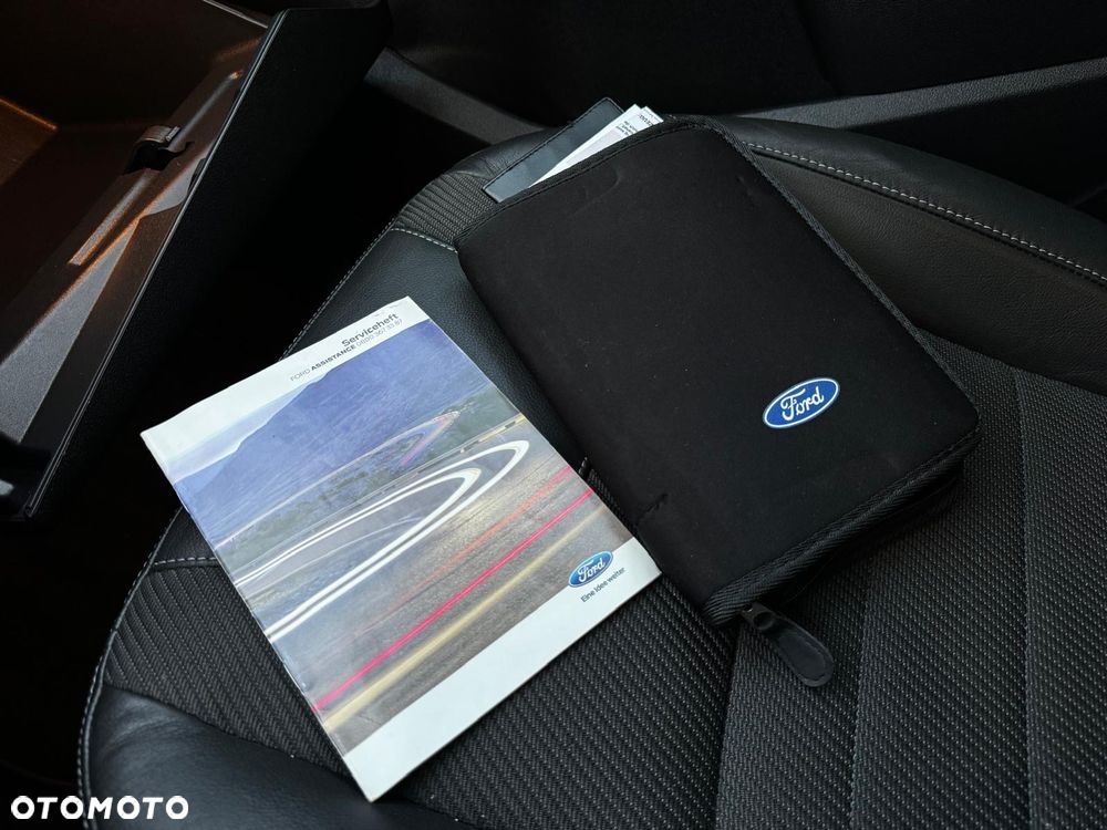 Ford Kuga 2.0 TDCi 4x4 Titanium - 35