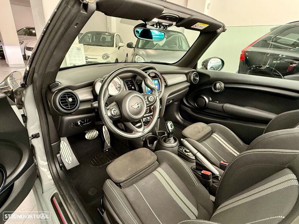 MINI Cabrio Cooper D Auto - 14