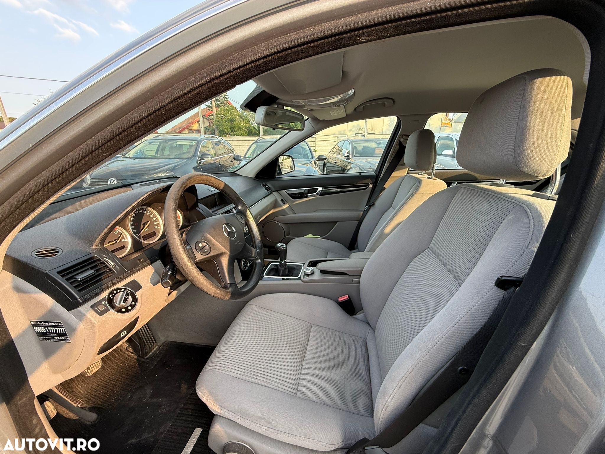 Mercedes-Benz C 180 - 11