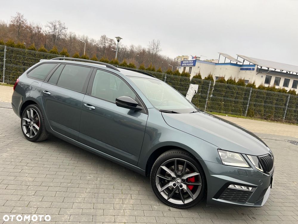 Skoda Octavia 2.0 TDI (Green tec) 4x4 DSG RS - 1