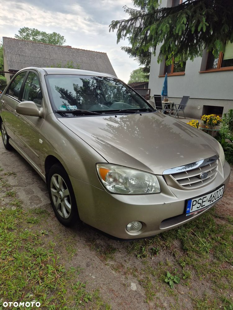 Kia Cerato - 6