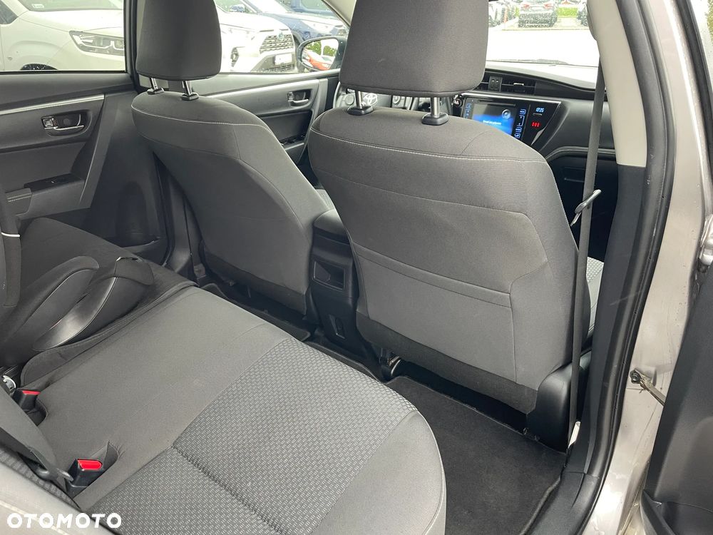 Toyota Corolla 1.6 Comfort - 10