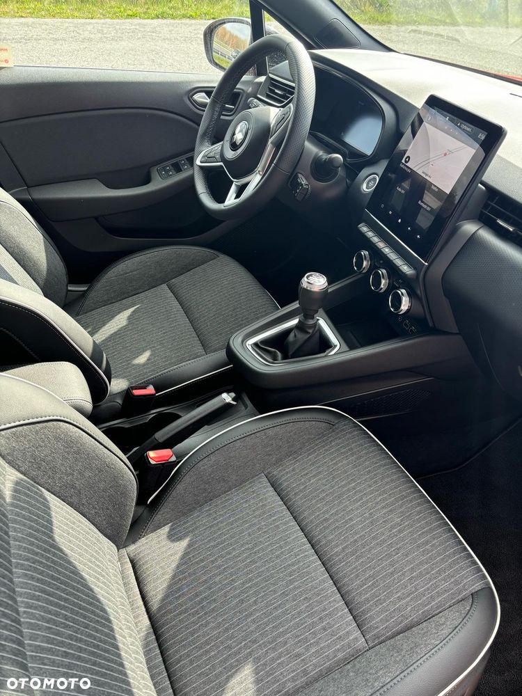 Mitsubishi Colt 1.0T Intense Style Cold Navi - 8