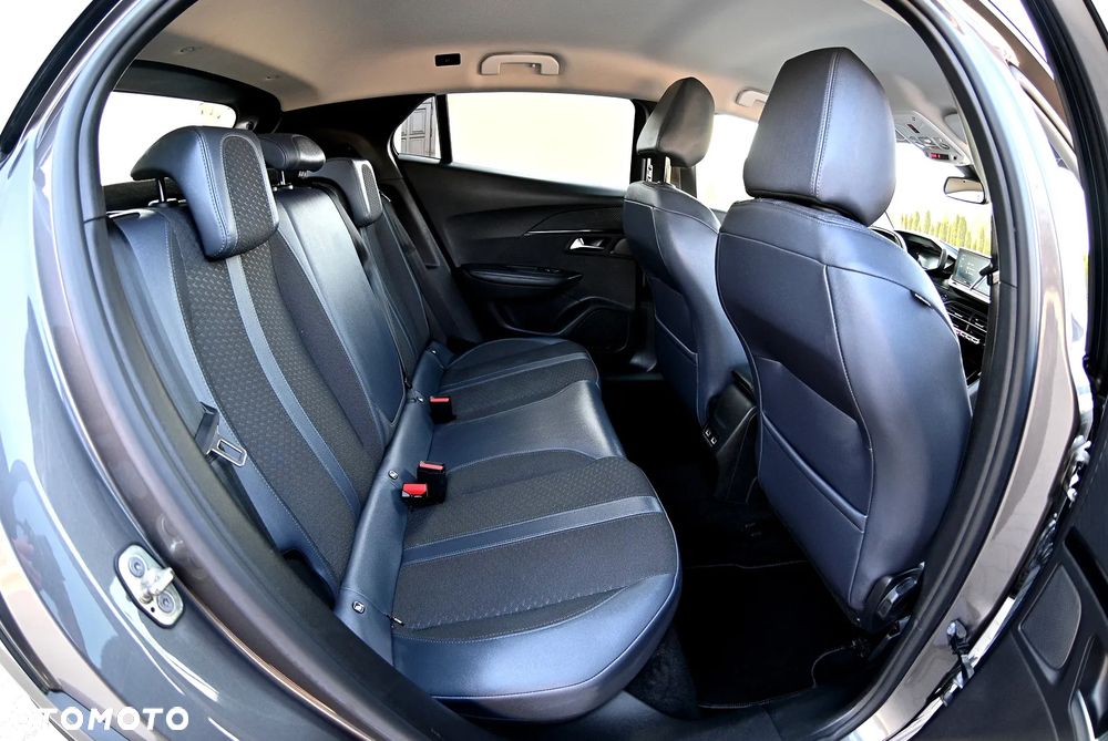 Peugeot 2008 1.5 BlueHDi Allure Pack S&S EAT8 - 4