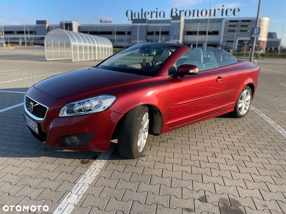 Volvo C70 - 40