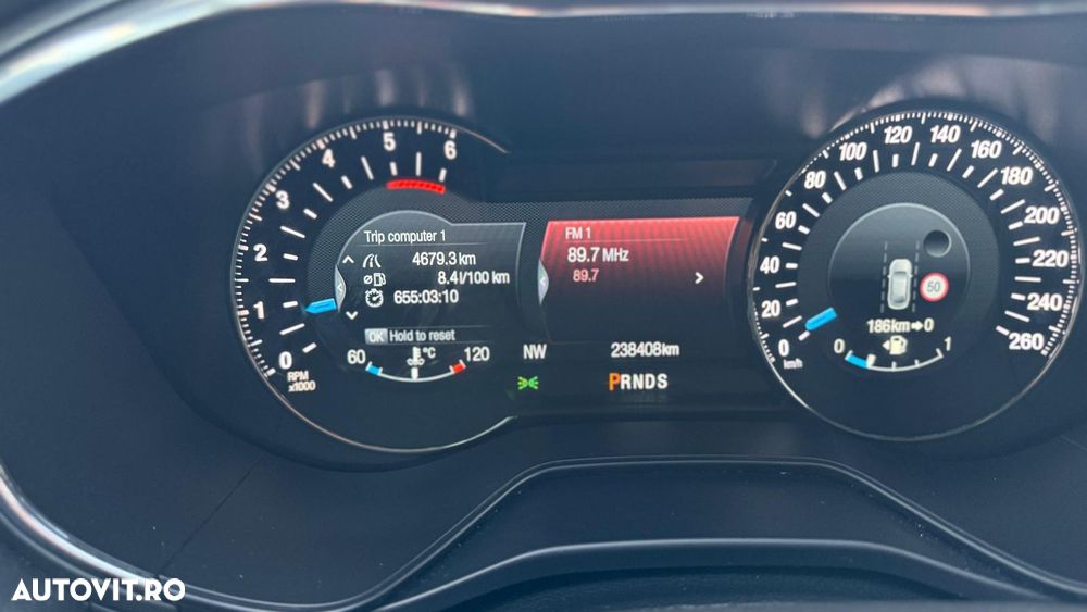 Ford Mondeo 2.0 TDCI PowerShift ST Line High - 4