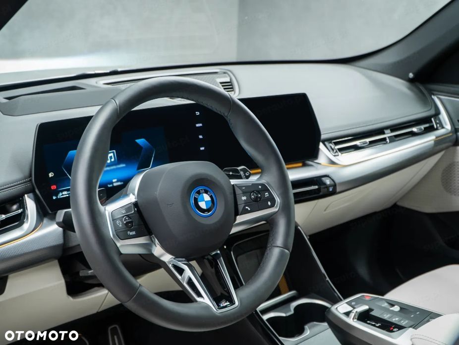 BMW X1 - 8