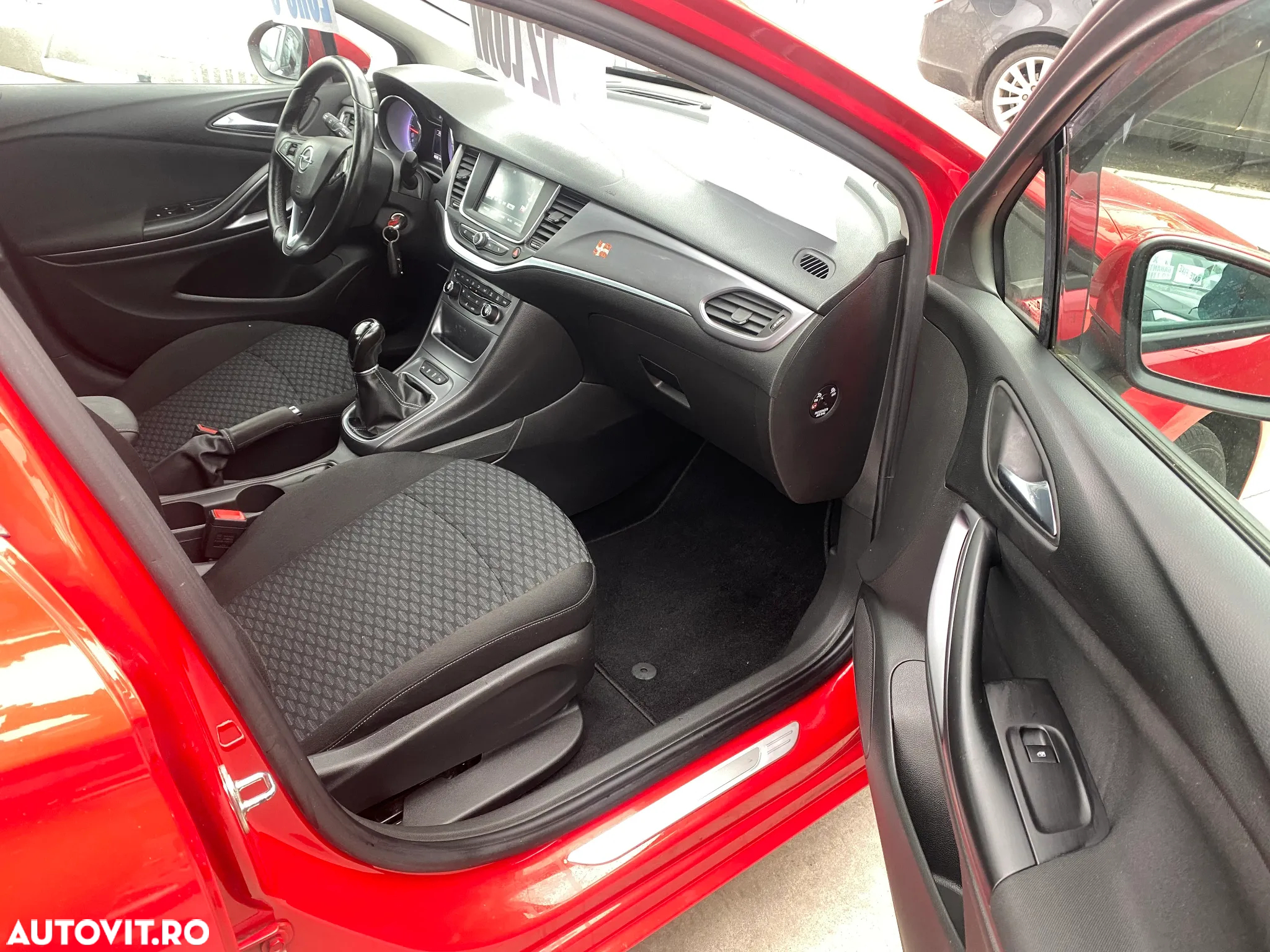 Opel Astra 1.4 Turbo Sports Tourer Business - 16