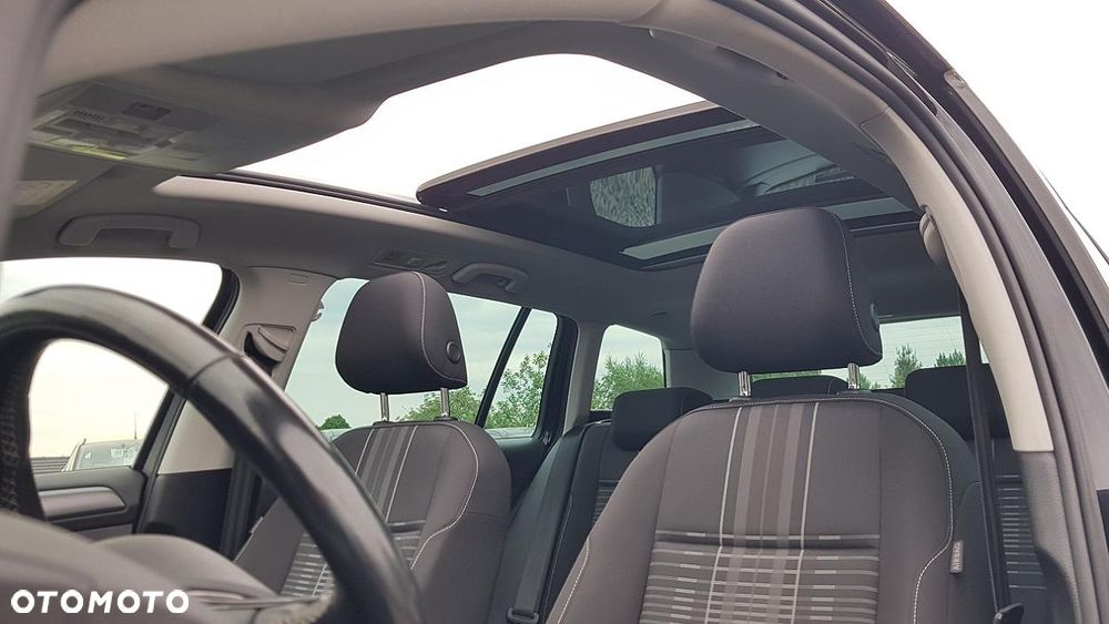 Volkswagen Golf Variant 2.0 TDI BlueMotion Technology Lounge - 18