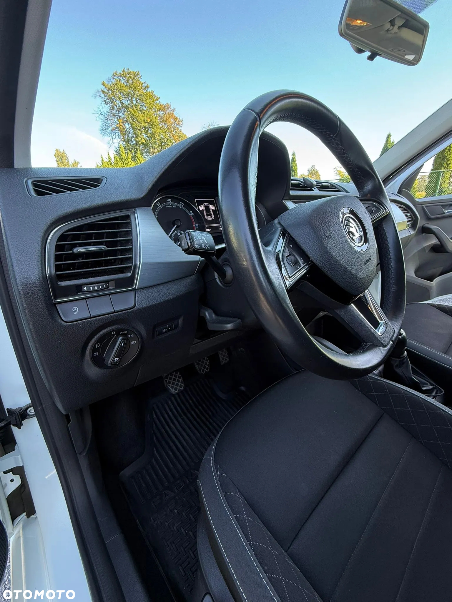 Skoda Fabia 1.0 TSI Ambition - 11