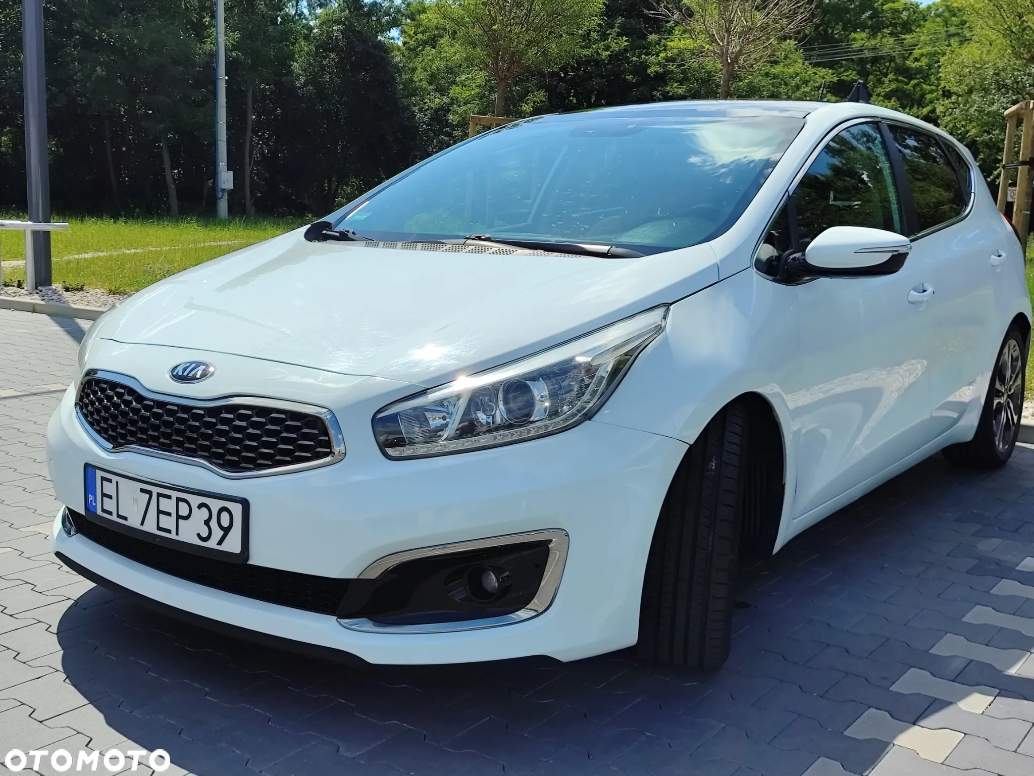 Kia Ceed 1.6 CRDi 128 Platinum Edition - 2