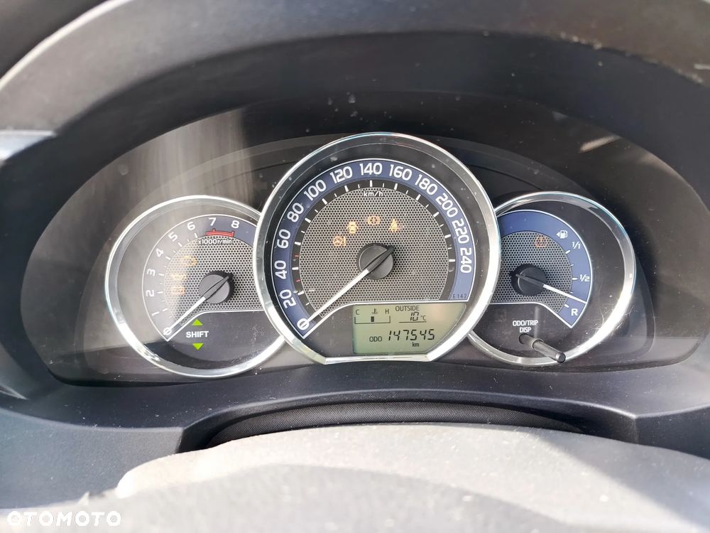 Toyota Corolla 1.6 Premium - 6