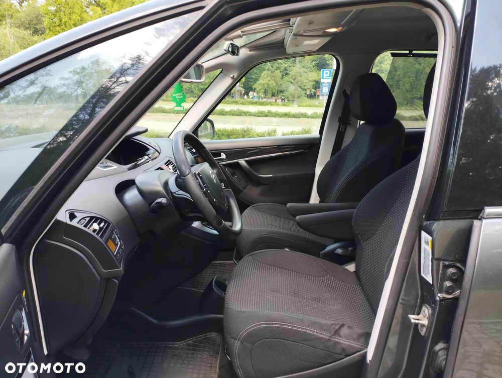 Citroën C4 Picasso 1.6 HDi Selection - 21