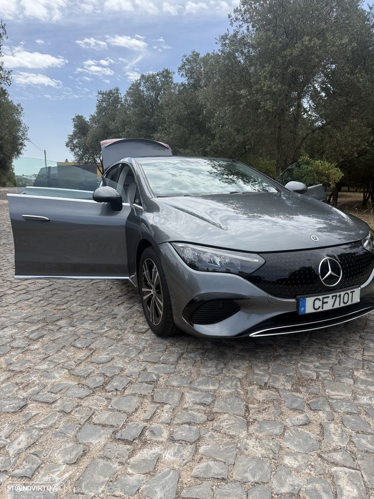 Mercedes-Benz EQE - 7