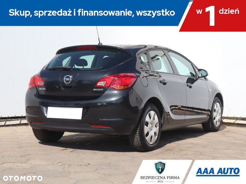 Opel Astra - 7