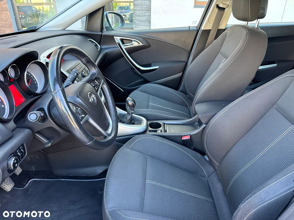 Opel Astra 1.6 Design Edition - 17