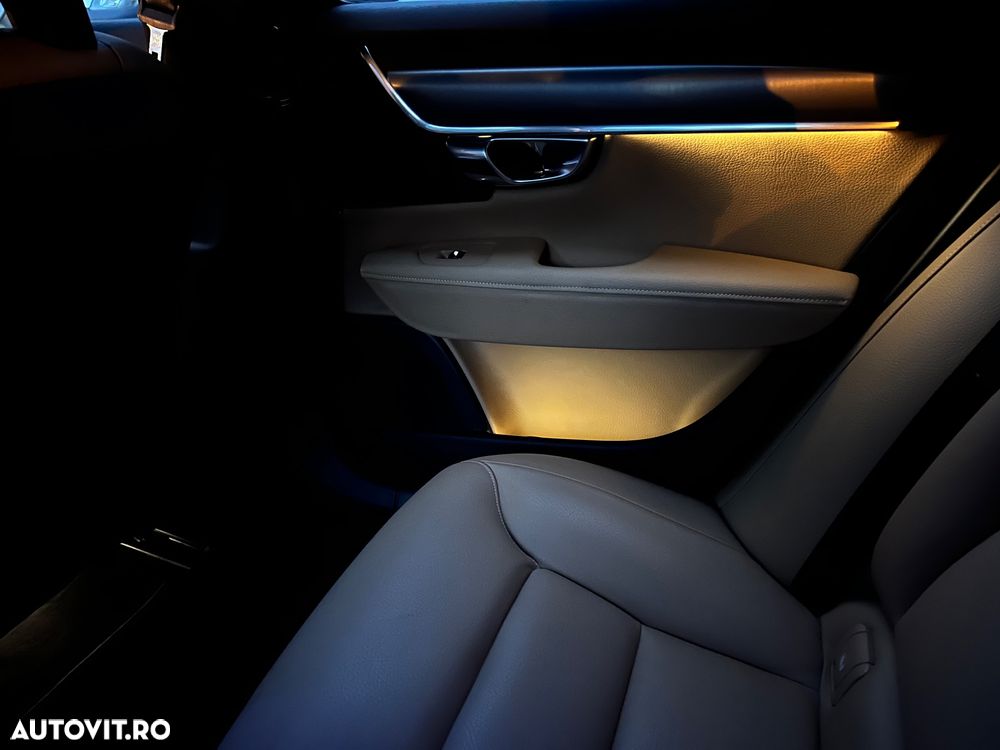 Volvo S90 D4 Geartronic Momentum Pro - 20