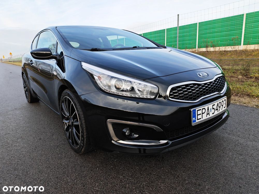 Kia Ceed - 4