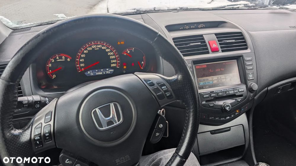 Honda Accord - 4