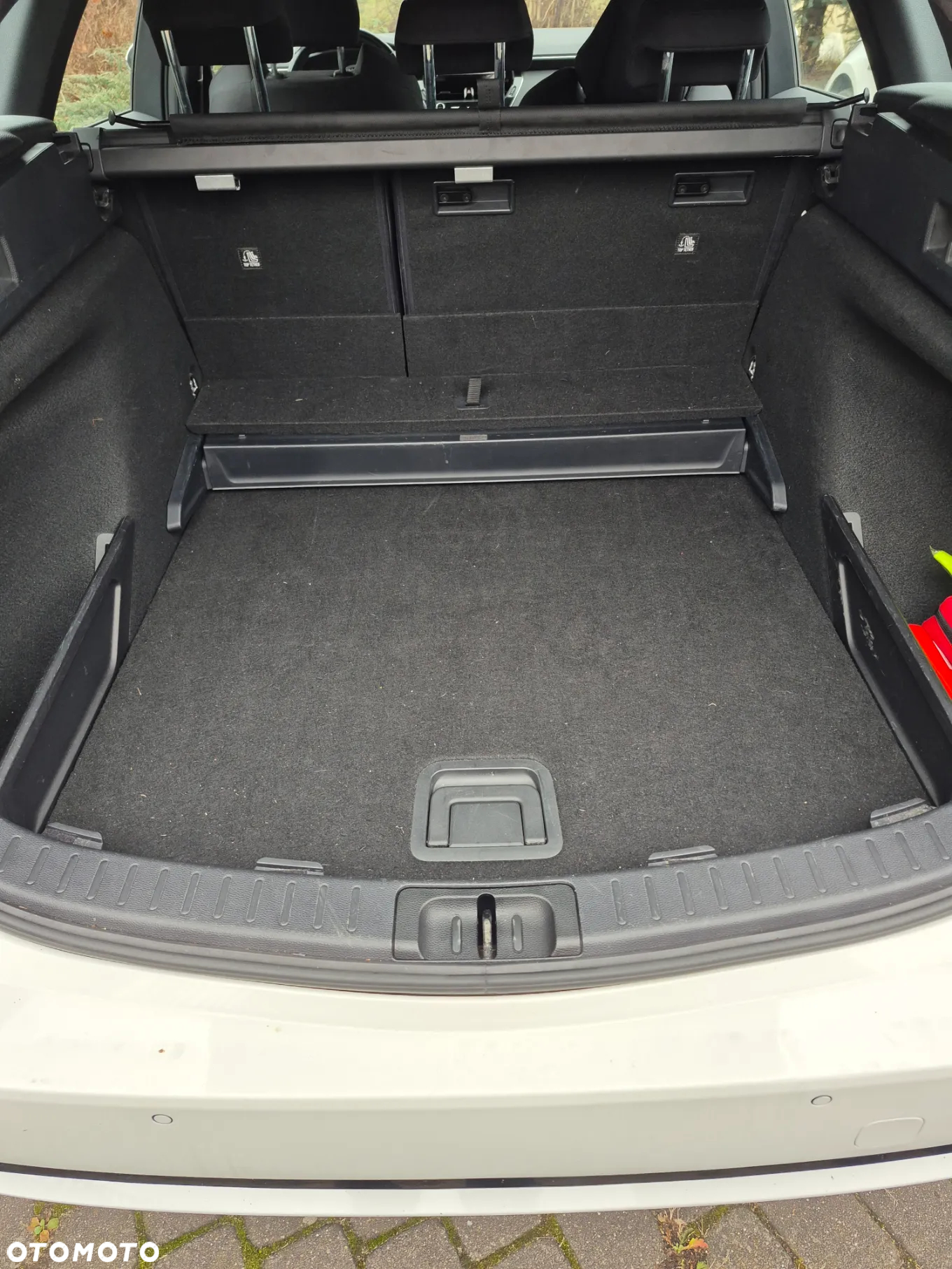Toyota Corolla 1.8 Hybrid Comfort - 14