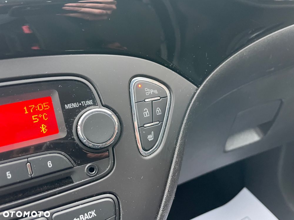 Opel Corsa 1.4 16V Edition - 28