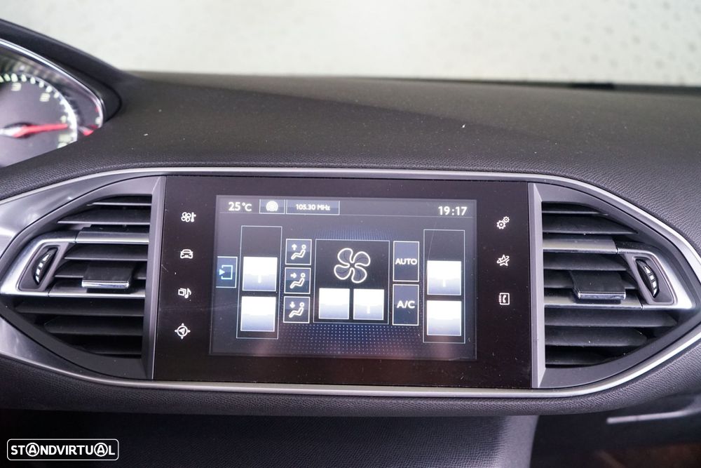 Peugeot 308 1.6 e-HDi Allure - 27