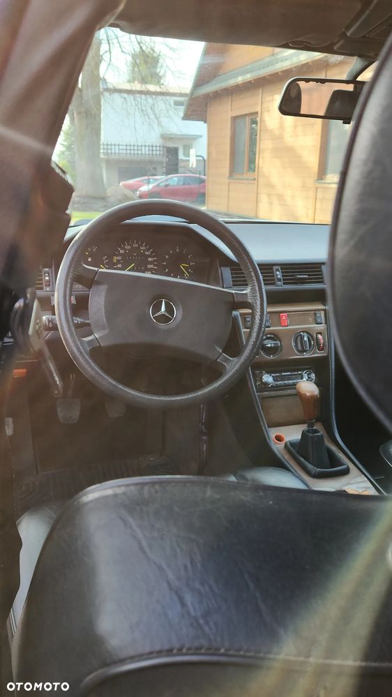Mercedes-Benz W124 (1984-1993) - 7