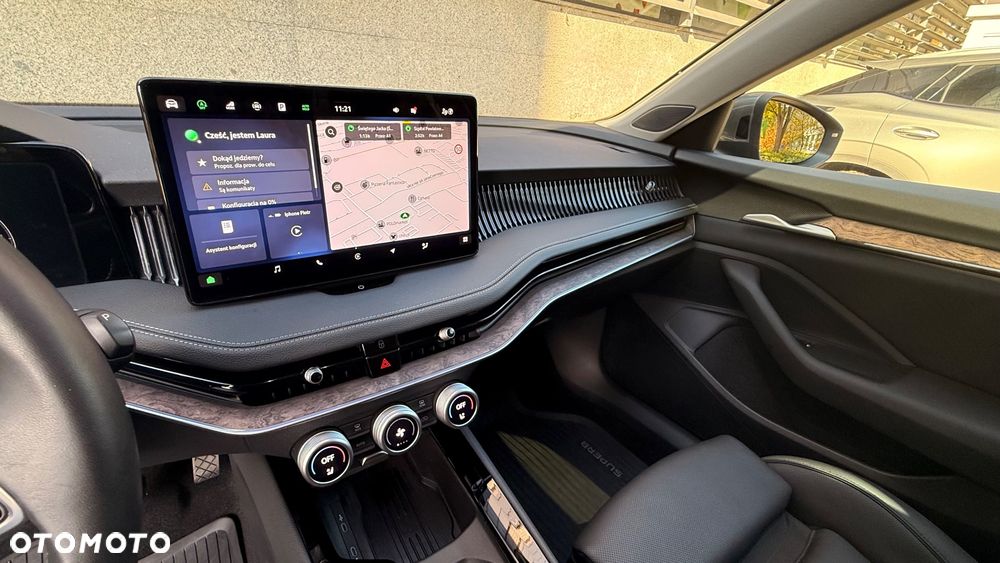 Skoda Superb 2.0 TDI SCR 4x4 L&K DSG - 25