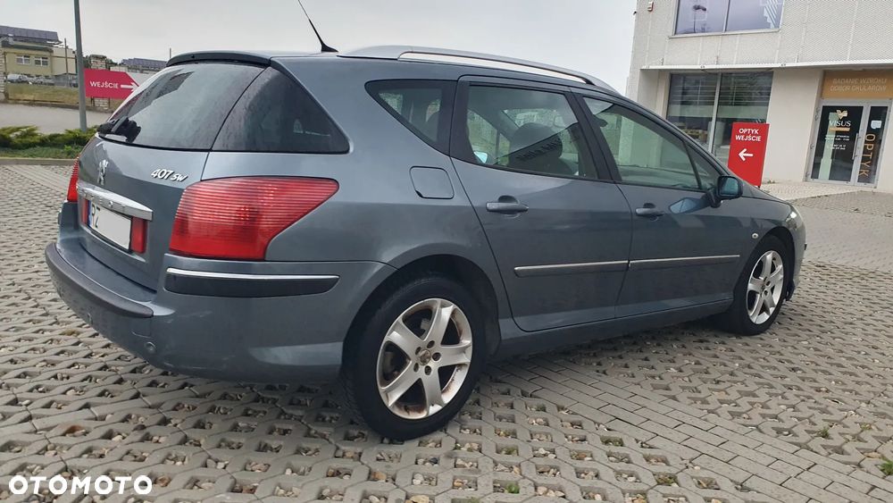 Peugeot 407 - 6