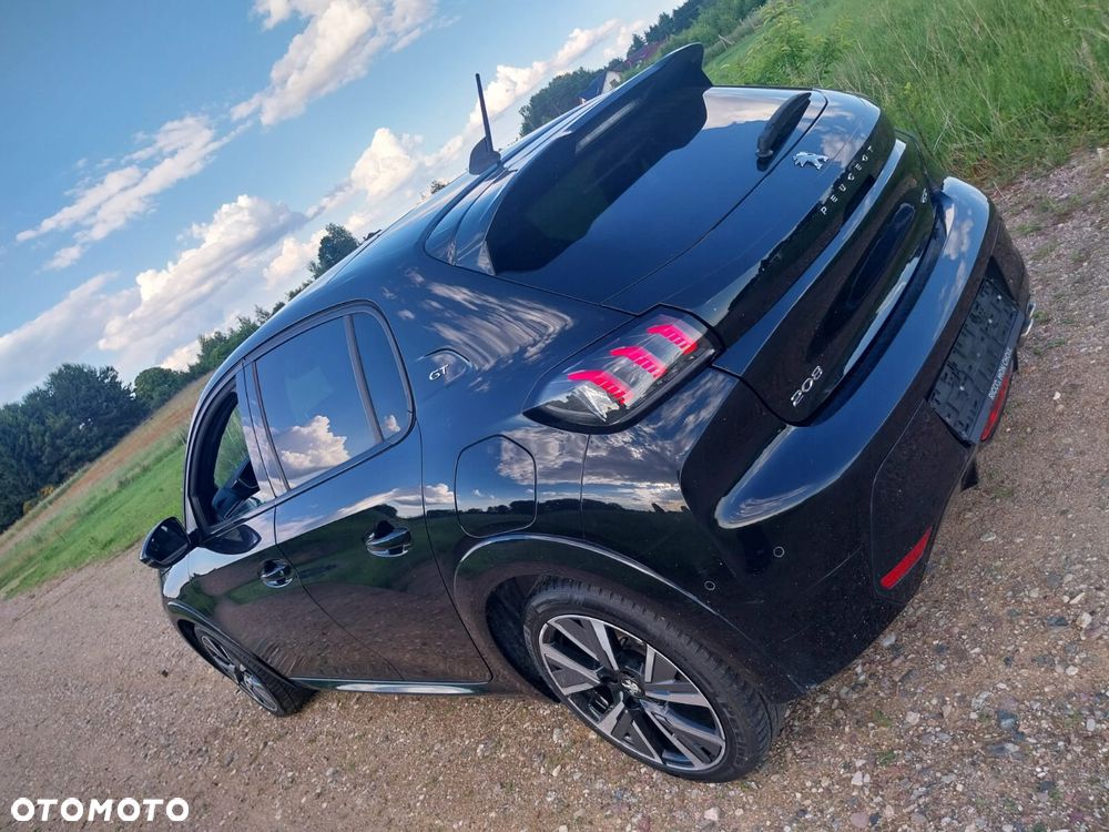 Peugeot 208 - 19