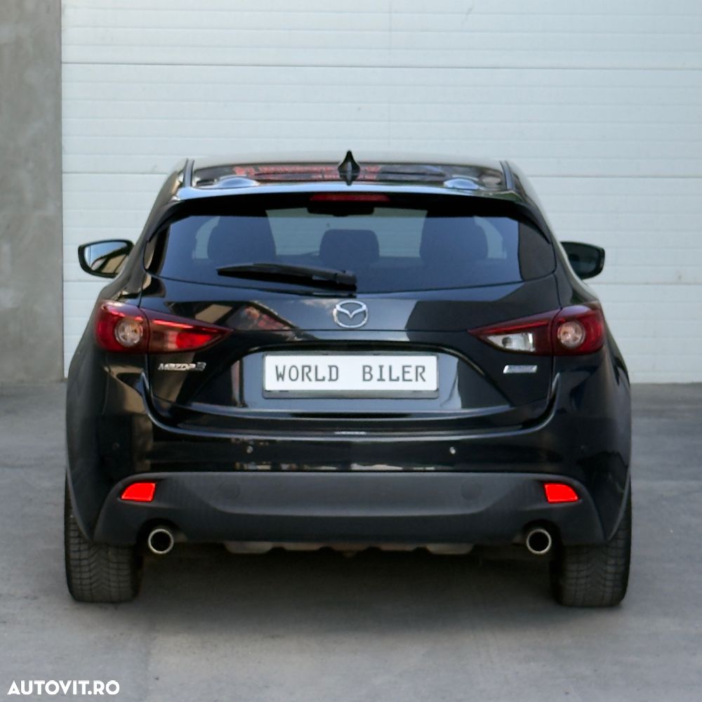 Mazda 3 - 9