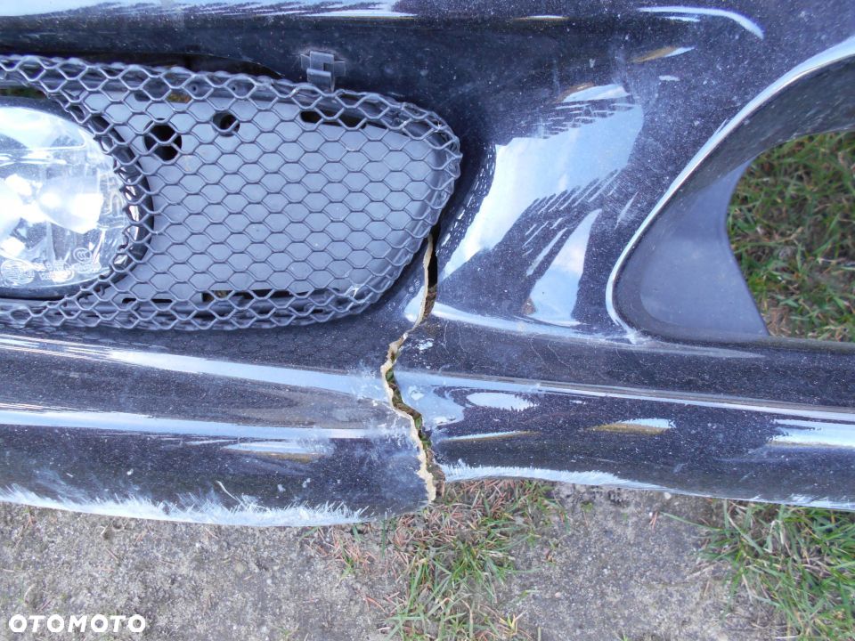 Mercedes C klasa W203 LIFT zderzak przod coupe AMG - 2