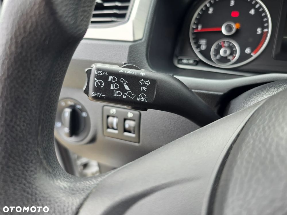 Volkswagen Caddy - 26